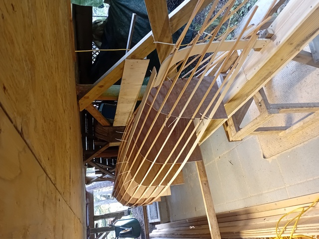 Stringers on, held with zip-ties to the station moulds