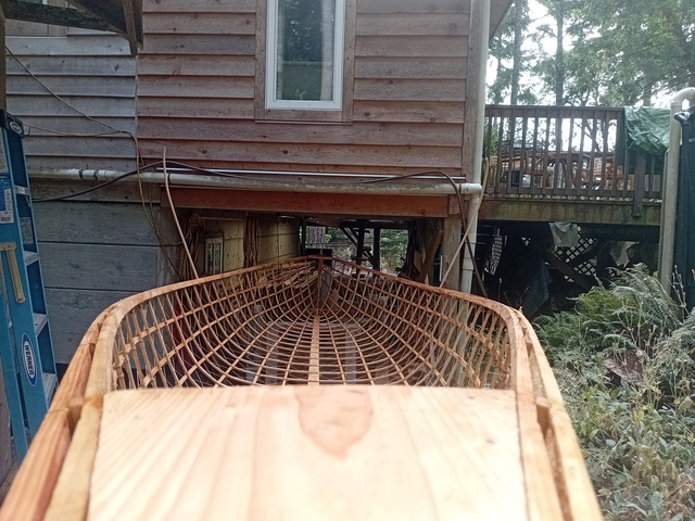 Picture of breast hook and inwales along both sides of the boat